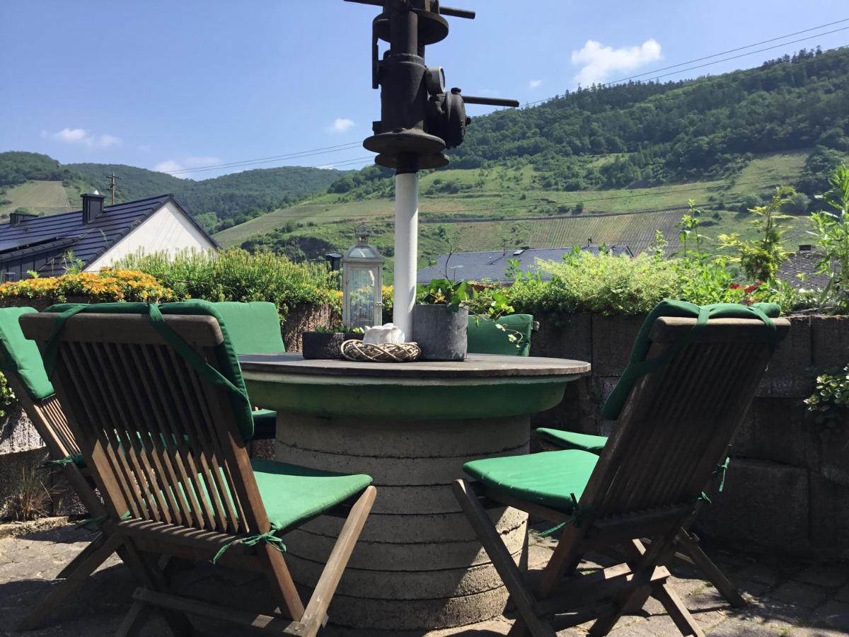 Mosel-Appartements Nehren Zell Extérieur photo